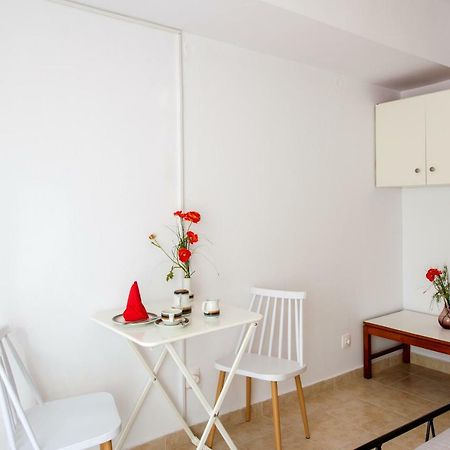 Astoria Studio Vi, Rhodes City Center Appartamento Esterno foto